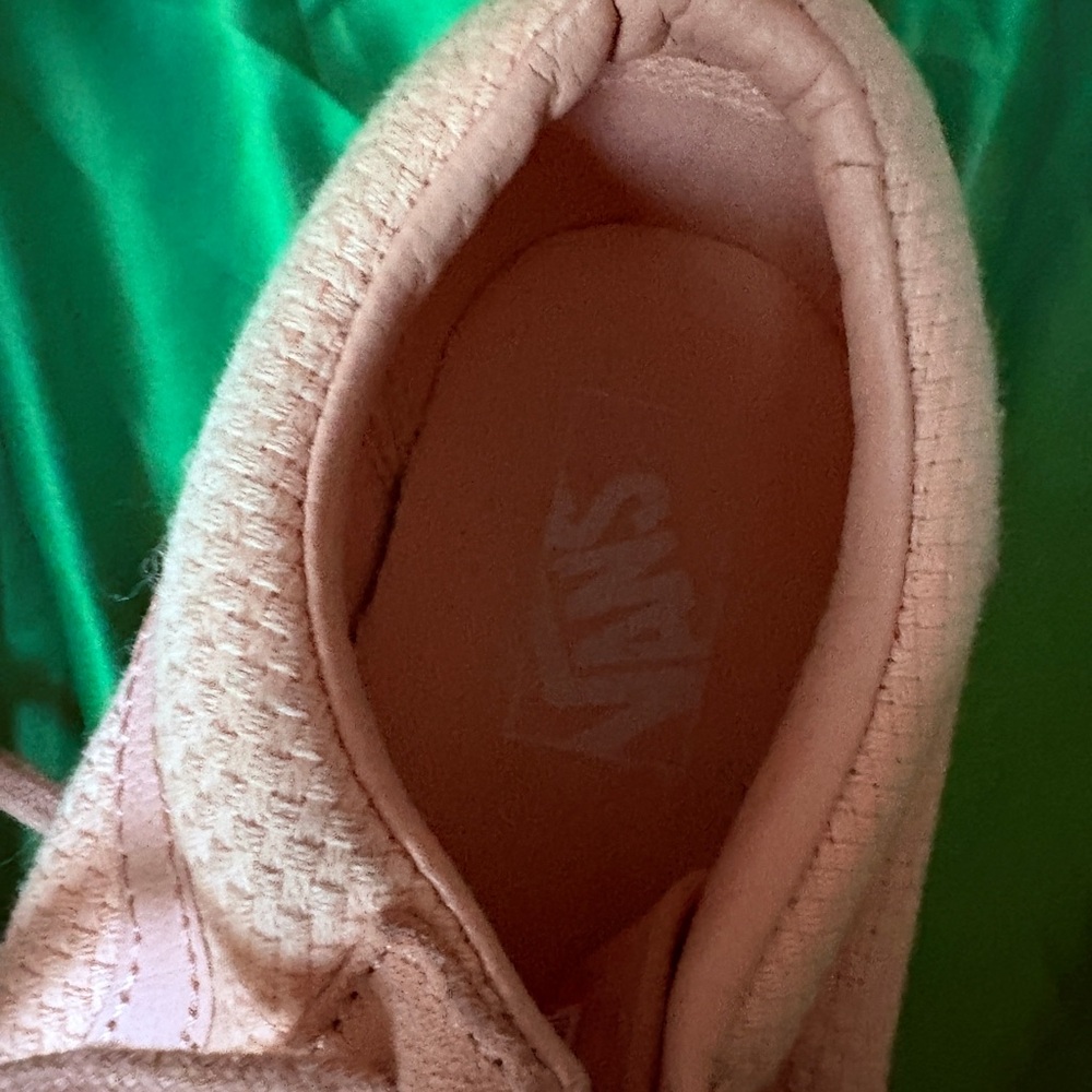 Vans Pink Low-Top Textured Suede Sneakers - Picture 8 of 9